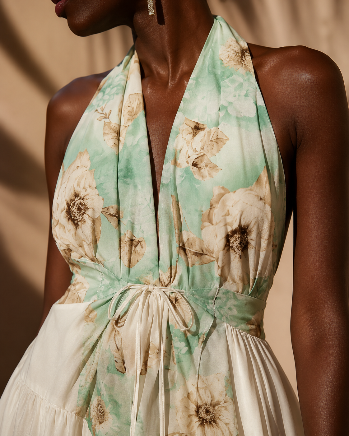 SHELLA — Robe longue fleurie menthe dos-nu à taille nouée / Mint Floral Halter Tie-Waist Maxi Dress / فستان طويل مزهّر منعنع برقبة هالتر وخصر مربوط