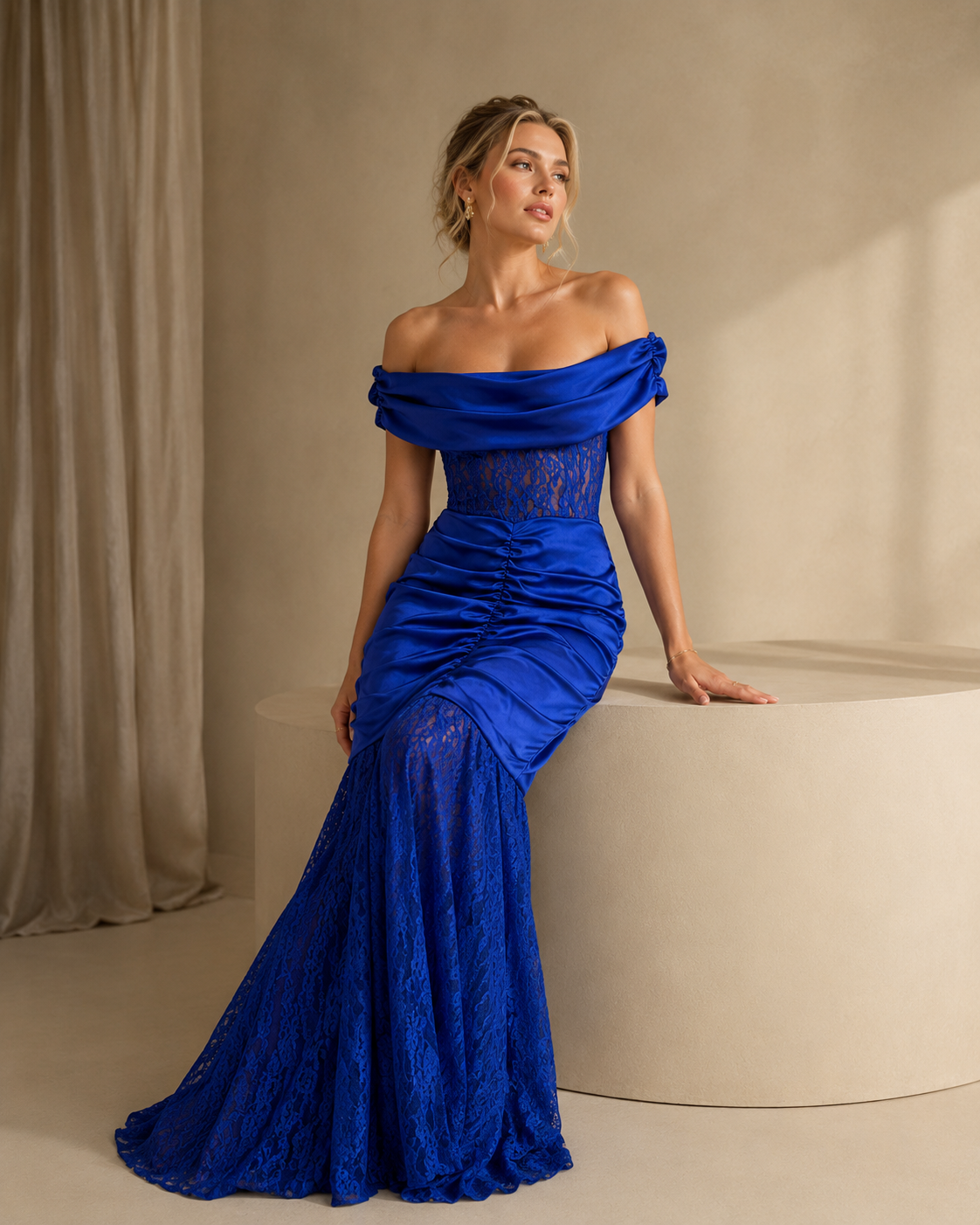 SHELLA — Robe longue sirène épaules dénudées en dentelle froncée / Off-Shoulder Ruched Lace Mermaid Maxi Dress / فستان طويل حورية بأكتاف مكشوفة ودانتيل مكشكش