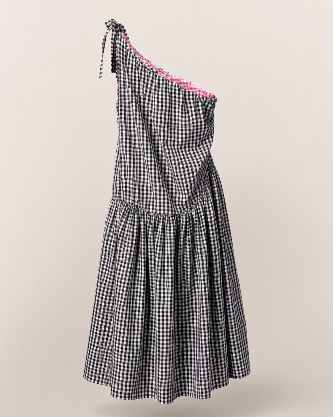 SHELLA — Robe longue vichy à une épaule, épaule nouée & drapé froncé / One-Shoulder Gingham Maxi Dress / فستان طويل كاروهات بكتف واحد ودرابيه مكشكش
