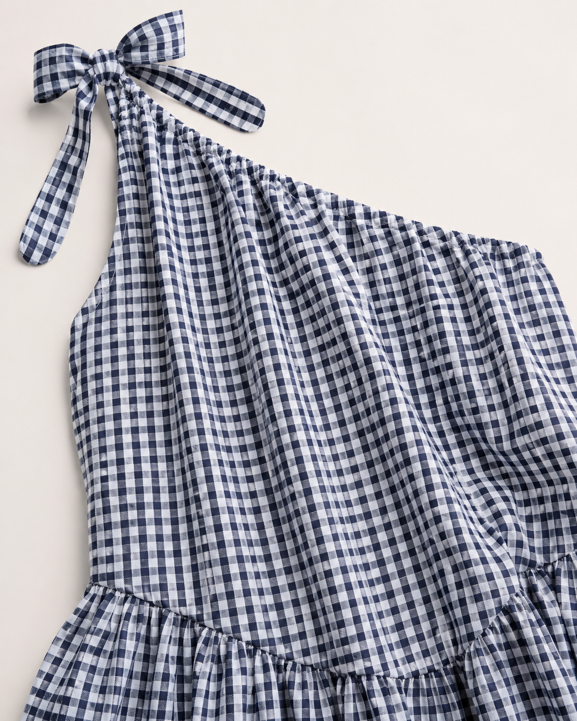 SHELLA — Robe longue vichy à une épaule, épaule nouée & drapé froncé / One-Shoulder Gingham Maxi Dress / فستان طويل كاروهات بكتف واحد ودرابيه مكشكش