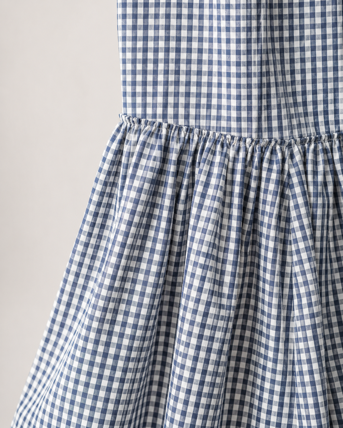 SHELLA — Robe longue vichy à une épaule, épaule nouée & drapé froncé / One-Shoulder Gingham Maxi Dress / فستان طويل كاروهات بكتف واحد ودرابيه مكشكش