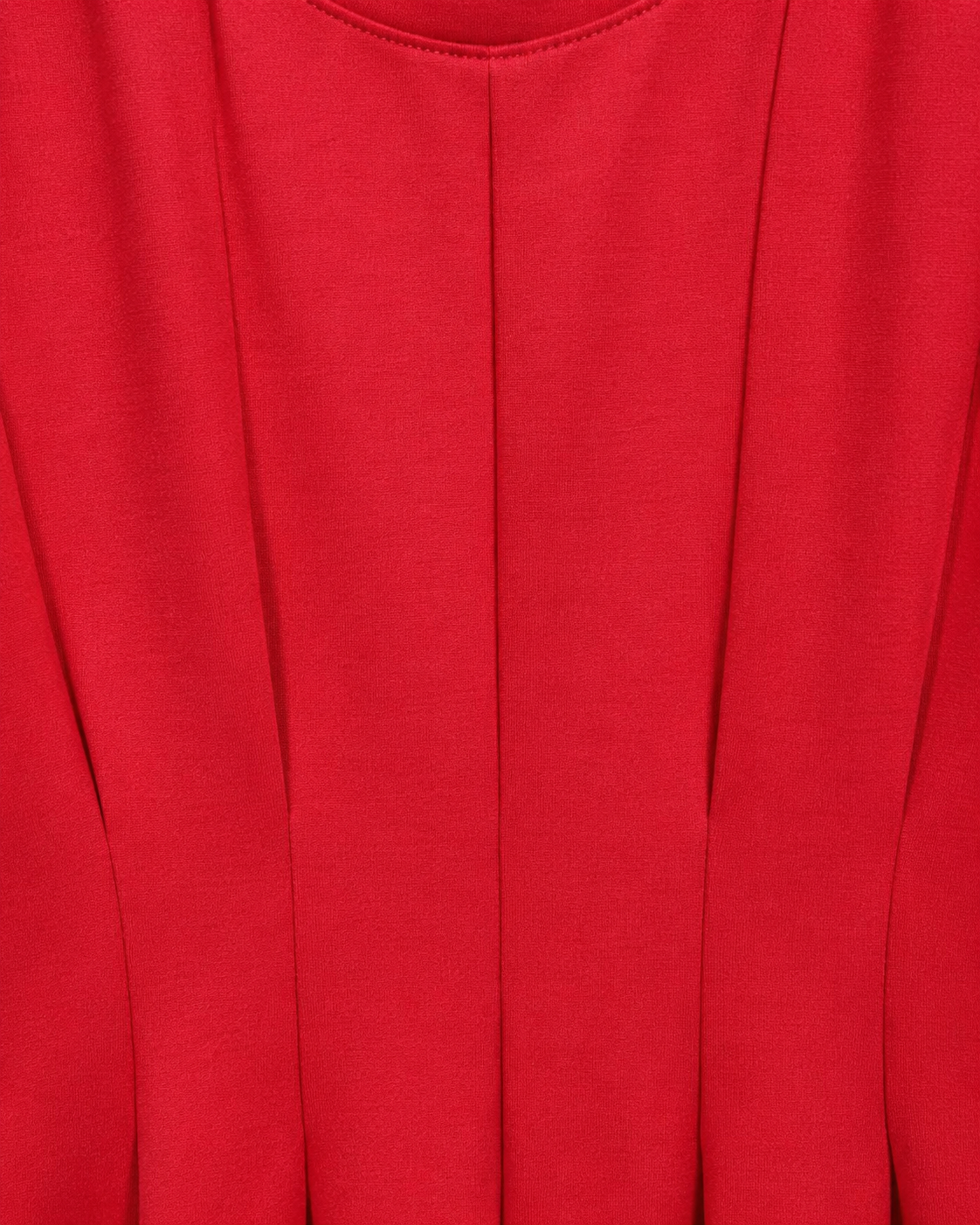 SHELLA — Robe midi rouge plissée à manches courtes, col rond & coupe évasée / Elegant Red Short-Sleeve Pleated Midi Dress / فستان ميدي أحمر بكسرات بأكمام قصيرة ورقبة دائرية