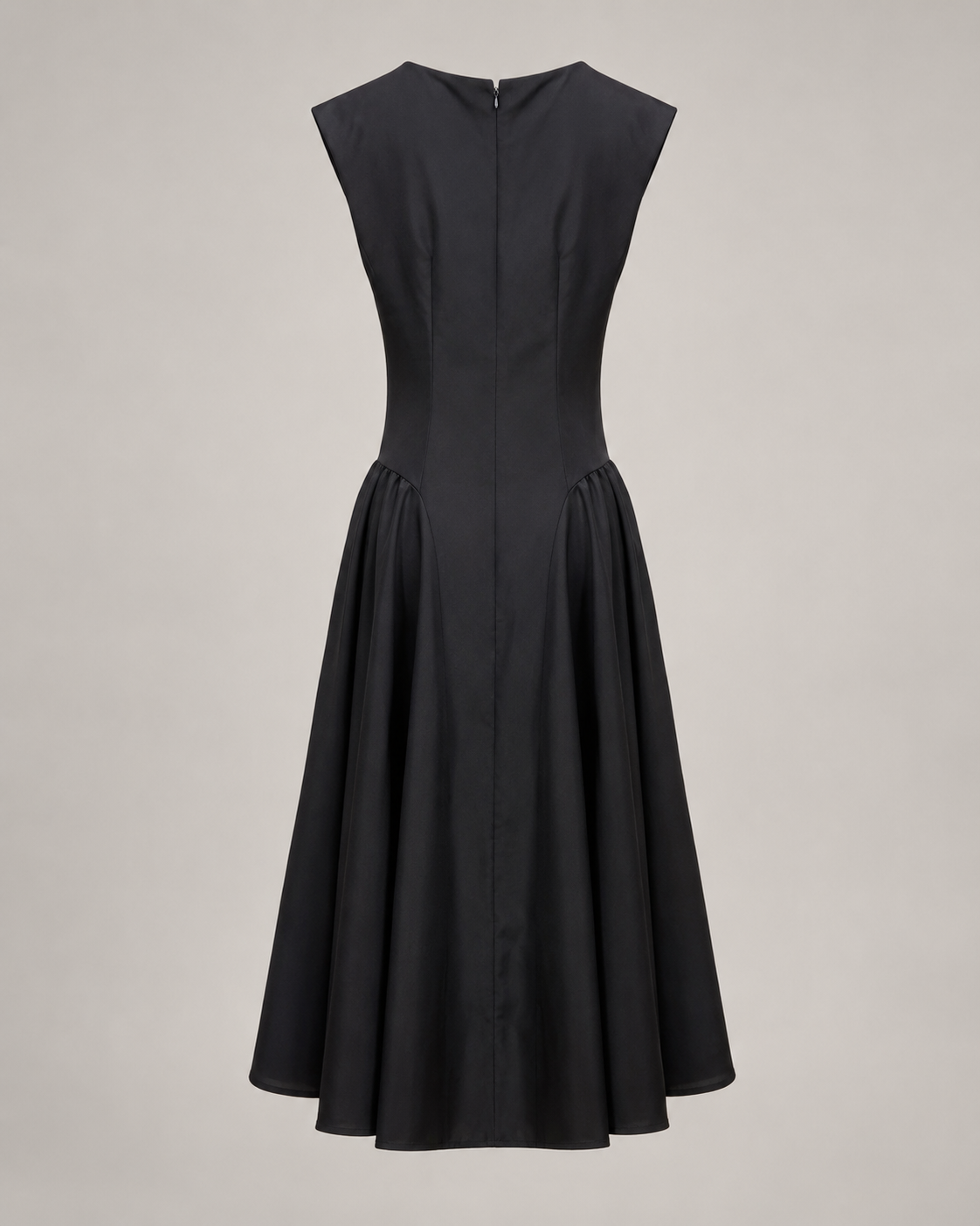 SHELLA — Robe maxi sans manches à col drapé, taille basse & panneaux froncés / Sleeveless Cowl Neck Drop-Waist Maxi Dress / فستان ماكسي بدون أكمام برقبة منسدلة وخصر منخفض وجوانب مكشكشة