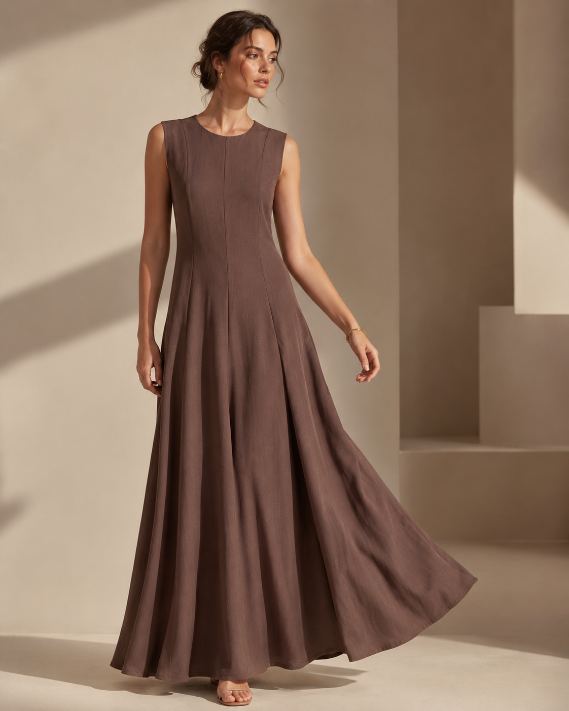 SHELLA — Robe longue évasée sans manches à empiècements & coutures verticales / Elegant Sleeveless Panelled Fit-and-Flare Maxi Dress / فستان طويل واسع بدون أكمام بقصّات عمودية
