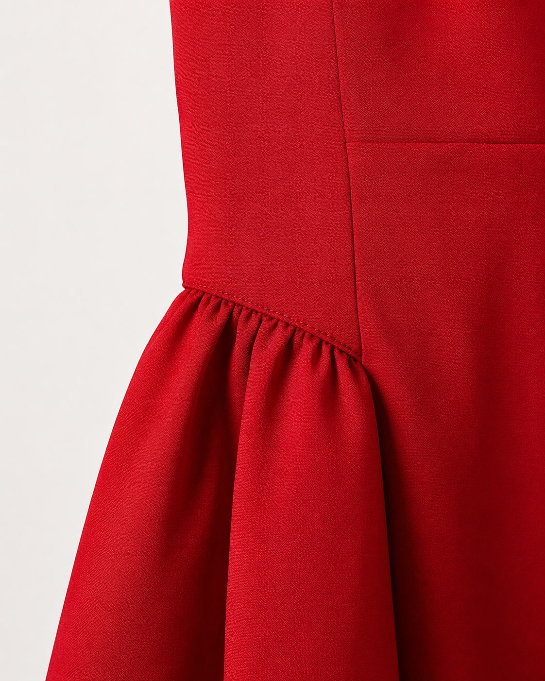 SHELLA — Robe midi sans manches col carré à bustier structuré / Elegant Square Neck Sleeveless Midi Dress / فستان ميدي بدون أكمام بياقة مربعة وصدرية منسّقة